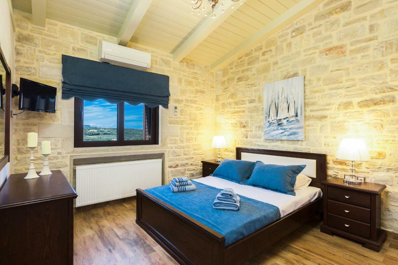 Caramel Villa, With 40M2 Pool & Spa Whirlpool, By Thinkvilla Pánormos Dış mekan fotoğraf